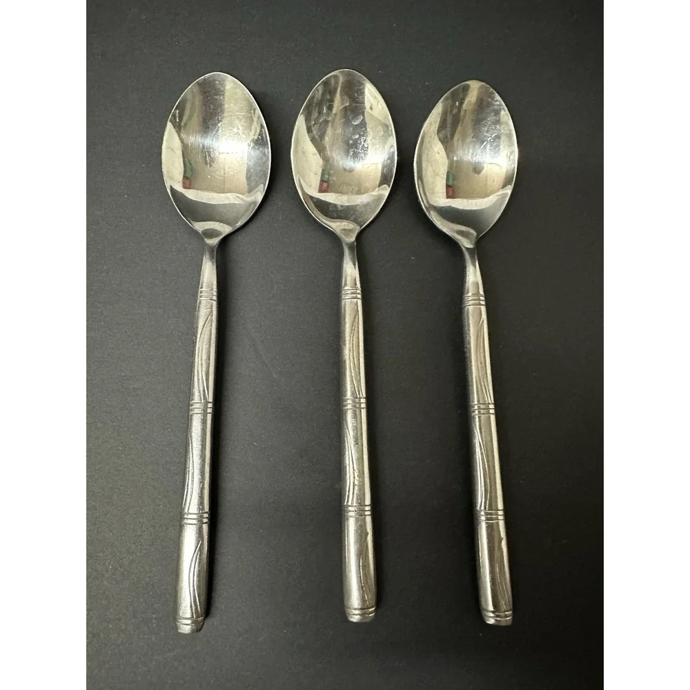 Stainless Flatware Oval Soup Spoons Horizontal Bands Wavy Lines Bamboo-Like Set